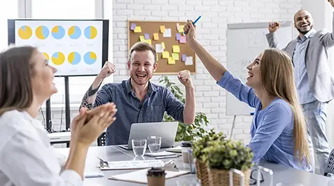 Fortalece el ambiente de trabajo con el ROI emocional: guía de campo para líderes