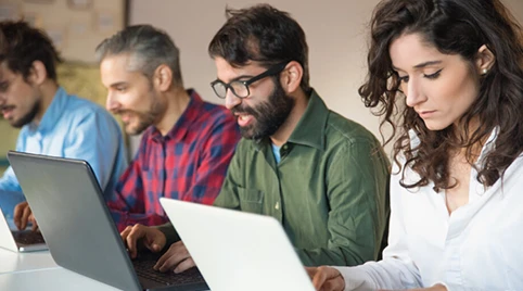5 claves para tener éxito en capacitación de alto volumen de colaboradores
