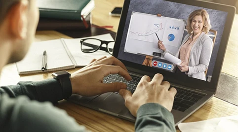 Cursos virtuales interactivos y dinámicos: estrategia para promover el interés y motivación de los participantes